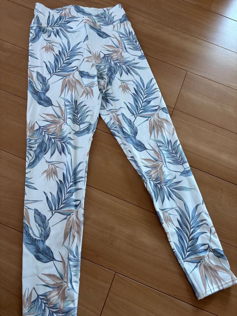 Reir レイール　プリントトップスブラレギンス　上下セット　セットアップ