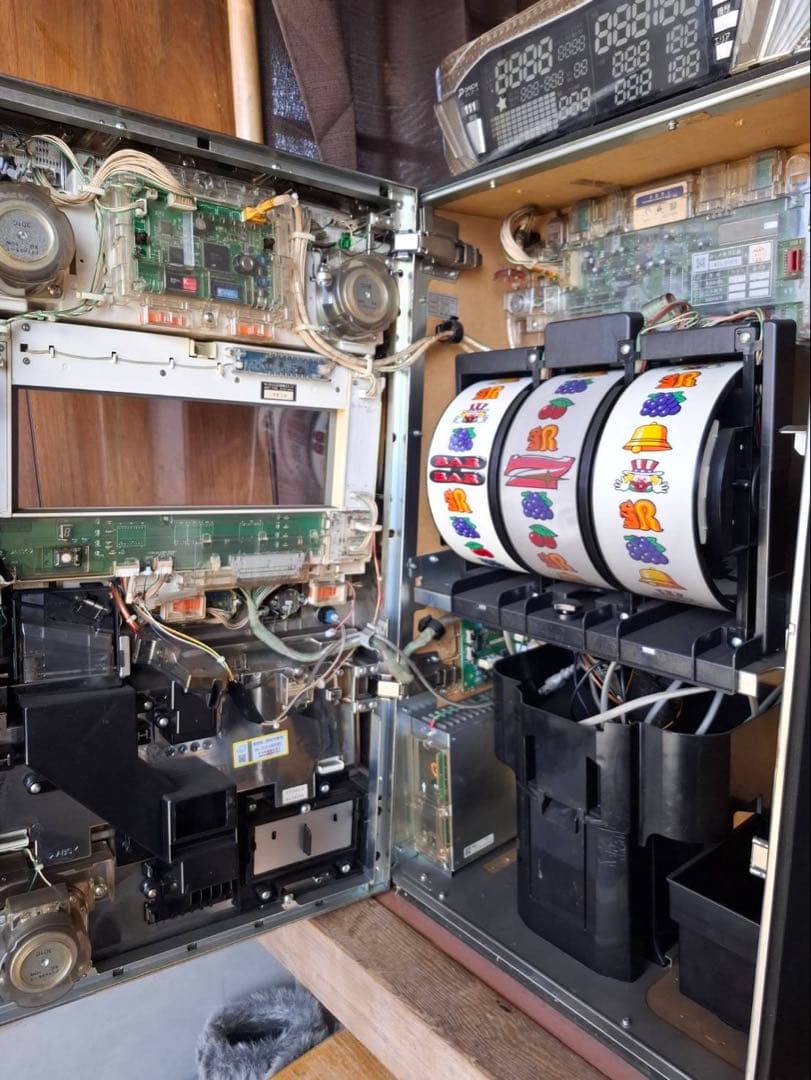 ハッピージャグラーVKK