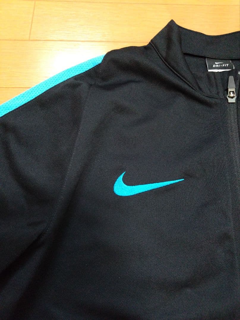 ナイキ FCB ジャージ上下セット