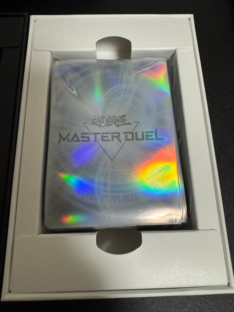 遊戯王 MASTER DUEL スリーブ 未開封 ブラック、ホワイト 2セット