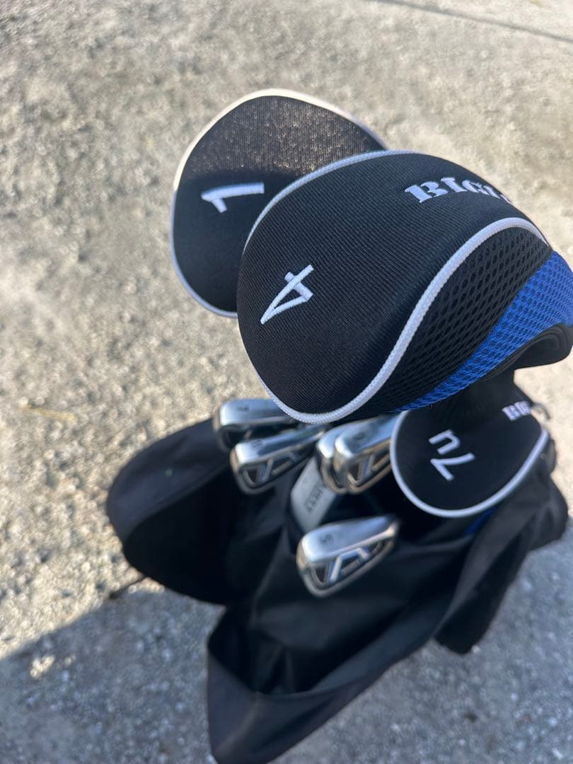 BIGLIETT ゴルフバッグ・アイアン付き