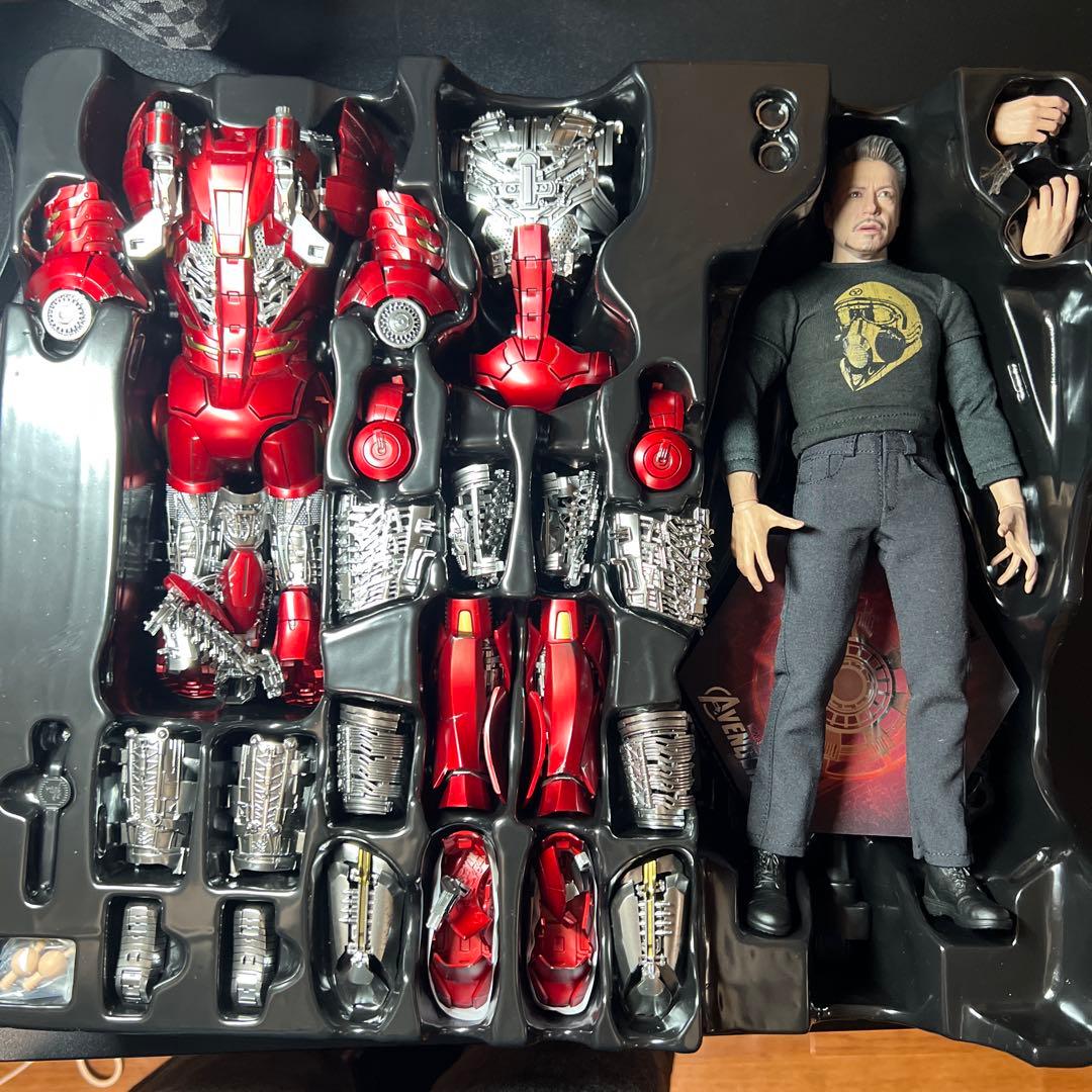 ホットトイズ 1/6 アイアンマン マーク7 スーツアップ版 MMS718