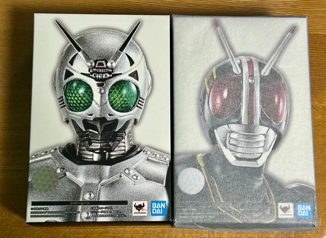 S.H.Figuarts 真骨彫 仮面ライダーBLACK シャドームーン セット