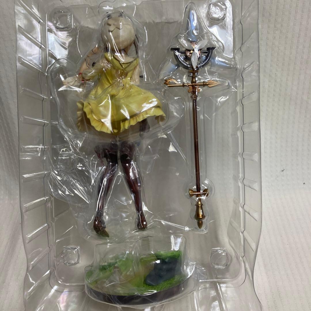 Wonderful Works ライザ 1/7スケールフィギュア