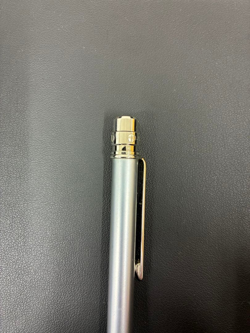 Cartier カルティエ　ボールペン