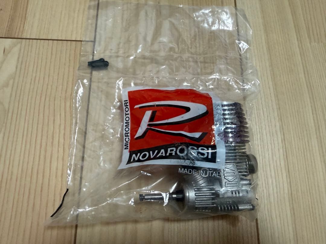 【未使用】ラジコン　エンジン　ノバロッシ　NS12 S5 RC GP