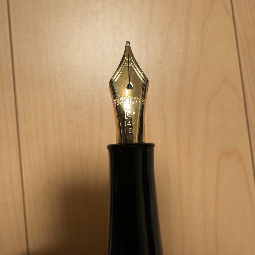 【美品】ブライヤー　センチュリー3776 プラチナ万年筆 B（太字）