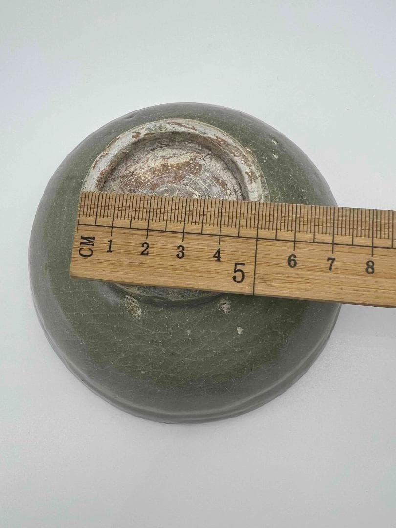 南宋時代～元時代　青磁 龍泉窯刻花唐草文碗　耀州窯皿　龍泉窯(C-76)