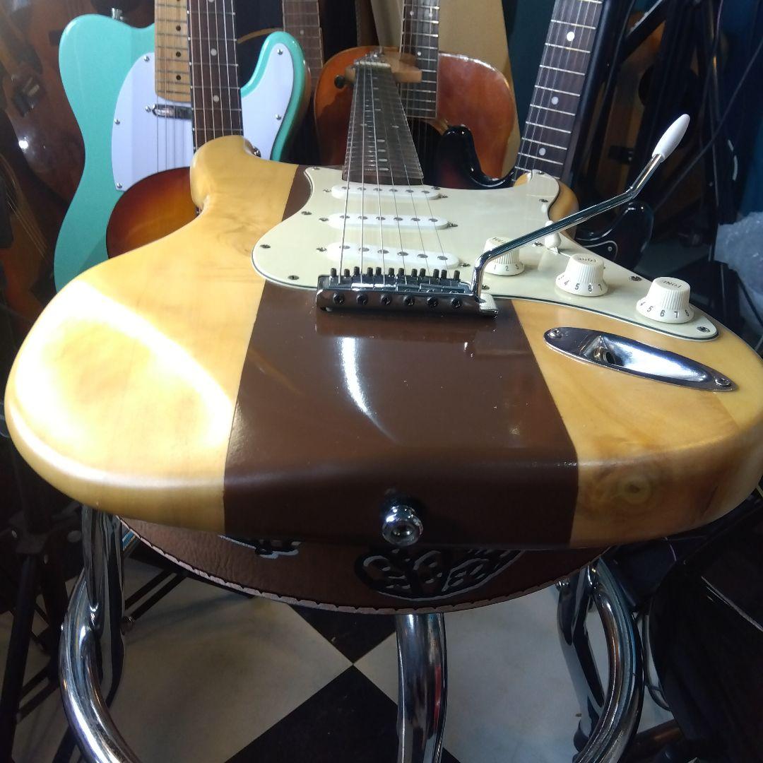 JAPANフェンダーピックアップ搭載ストラトタイプ…