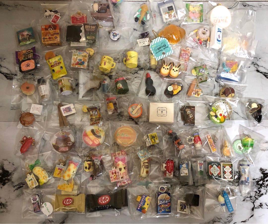 ノンジャンル　ミニチュア　食品　ガチャ　大量　　　冷蔵庫付き