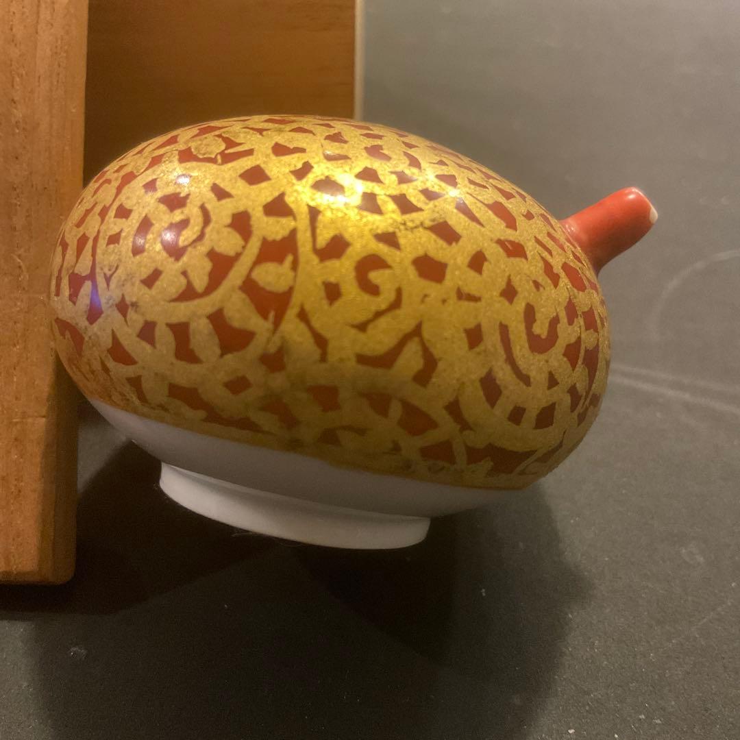 小野珀子　釉裏金彩　金襴手　水滴　重要無形文化財　蛸唐草　共箱　有田