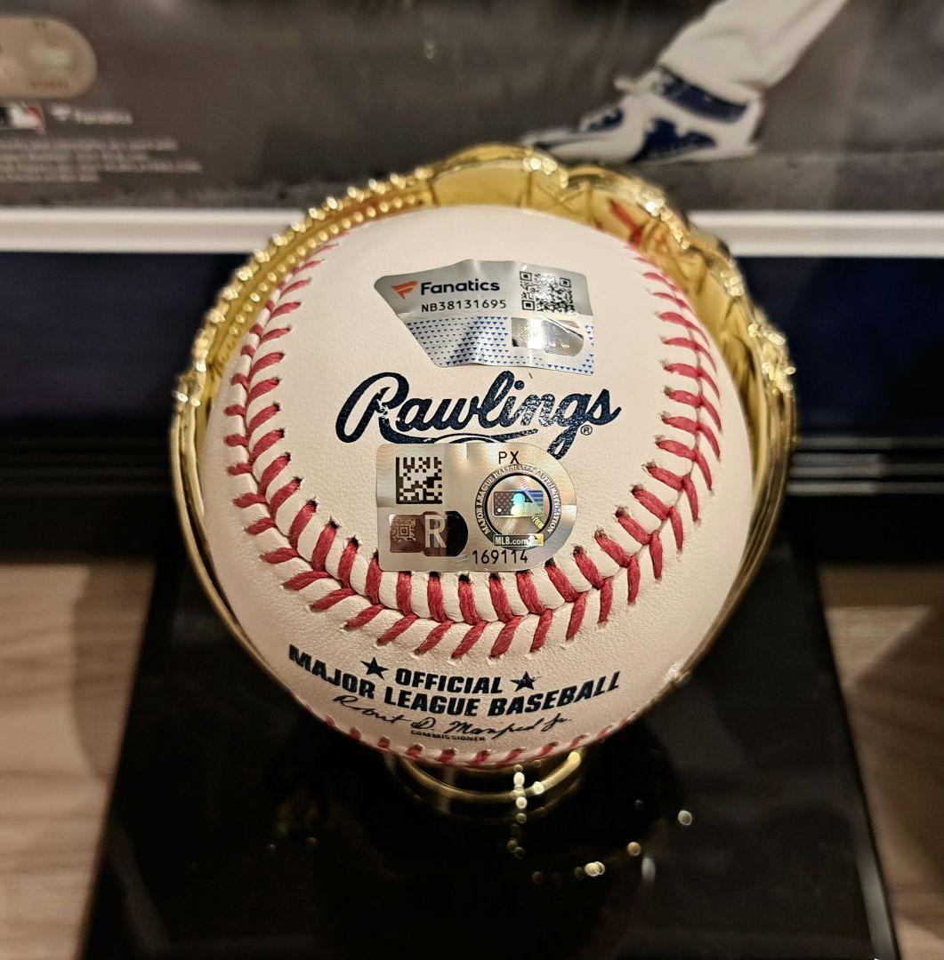 祝☆WS MVP　山本由伸選手直筆サインボール