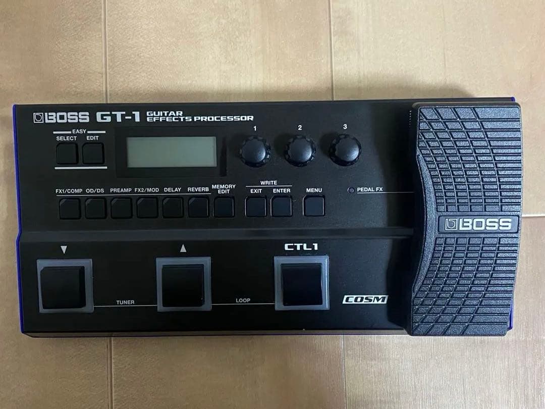 【箱説・ACアダプター付属】BOSS GT-1 エレキギター　マルチエフェクター