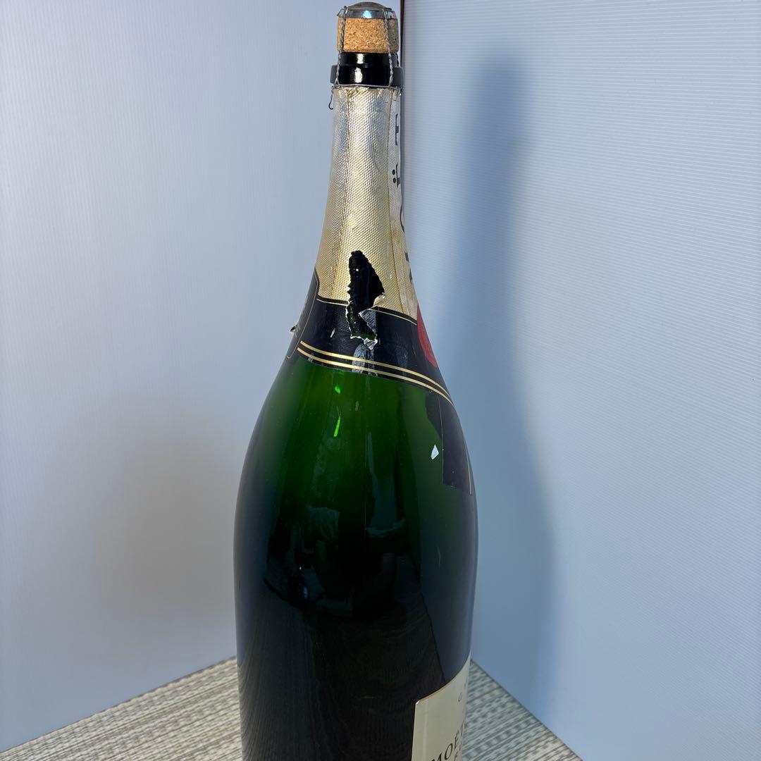モエ・エ・シャンドン　ブリュット・アンペリアル　 空き瓶　かなり大きいです