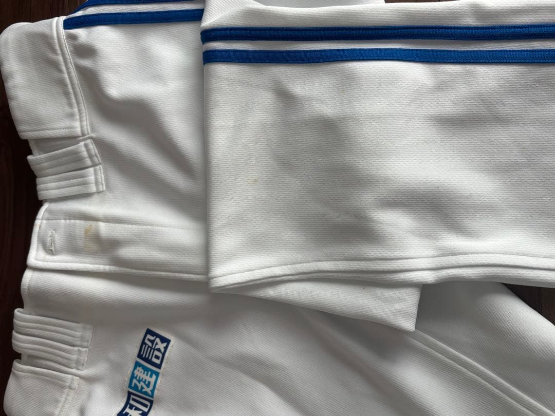 ソフトバンクホークス　岡本健選手　支給品ユニフォーム上下と練習用シャツセット