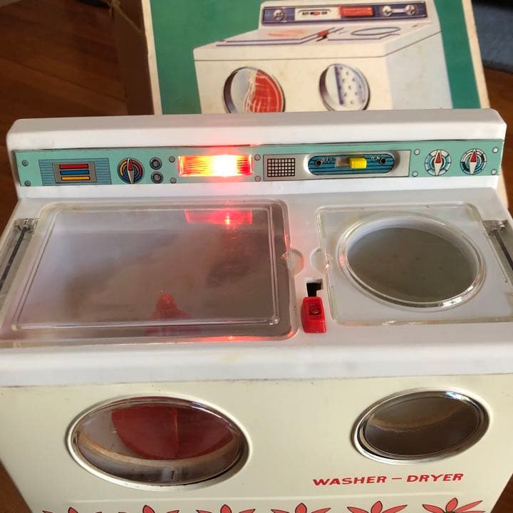 ★レトロ&アンティーク☆ブリキのおもちゃの洗濯機