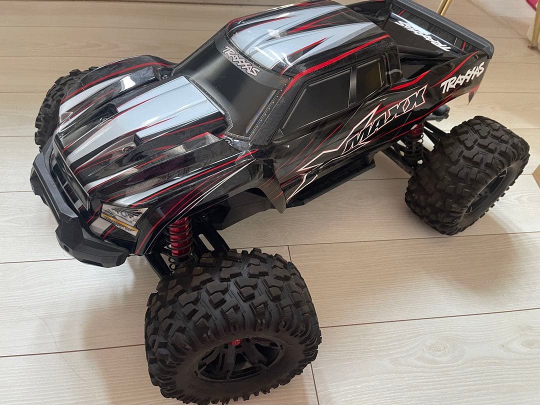 トラクサス X MAXX ラジコン