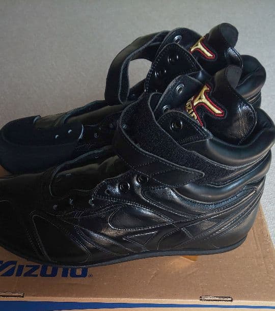 ミズノ　野球スパイク 26.0センチ ビクトリーステージ  ハイカットスパイク