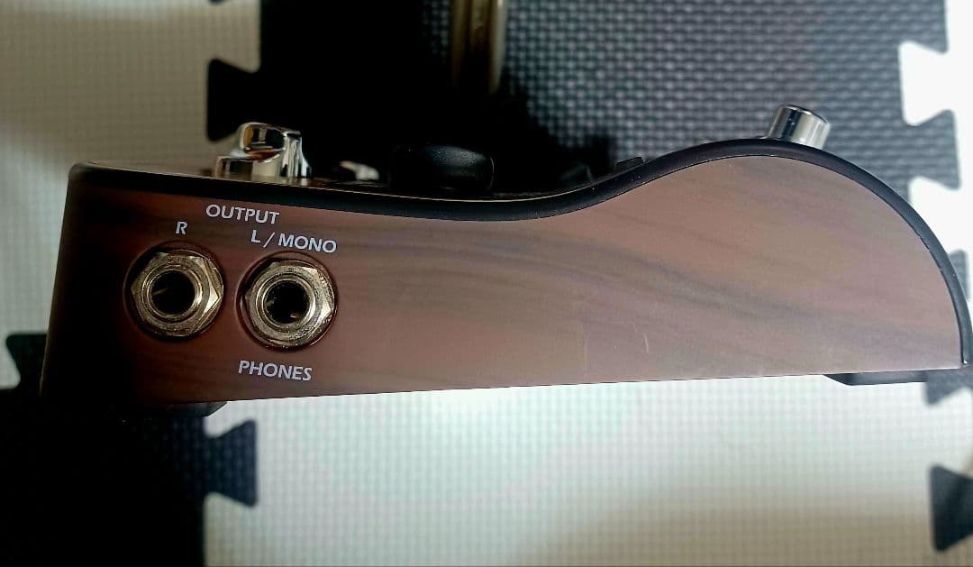 ZOOM AC-3 CREATORアコースティックギター用エフェクター