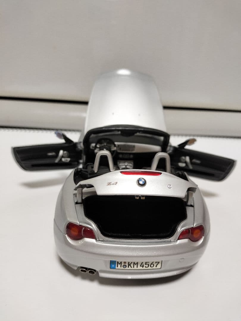    Z4　ミニカー