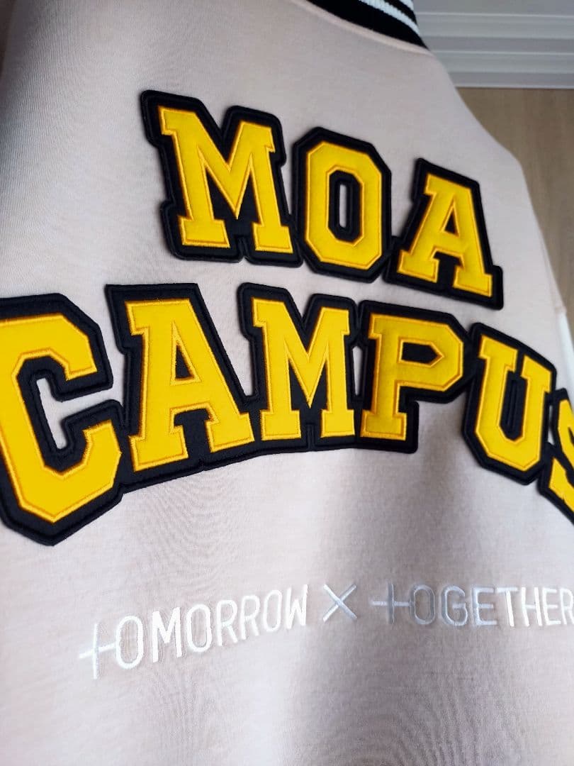 TXT MOA CAMPUS OFFICIAL ジャケット