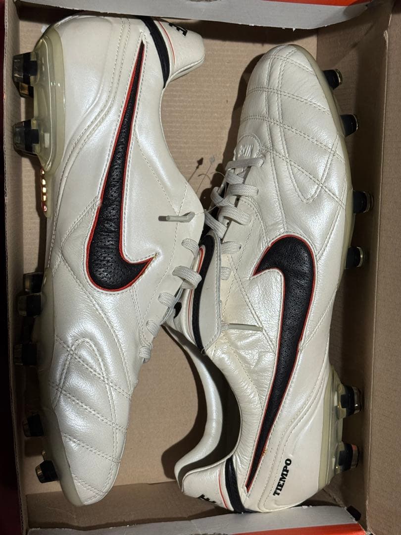 Nike ナイキ ティエンポ レジェンド III FG 29.5cm