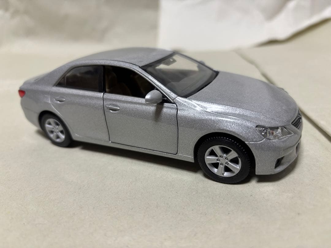 マークX前期　ミニカー　シルバーメタリック　専用箱付き