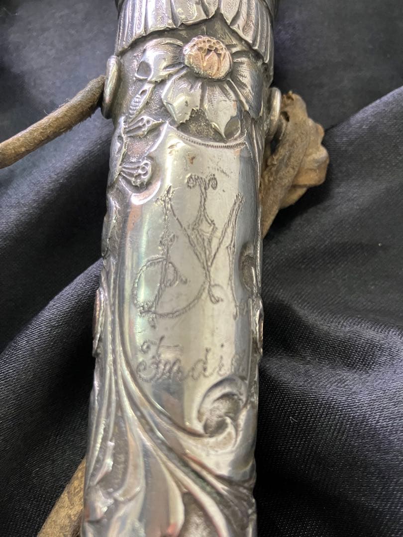 銀の鞭　オークション