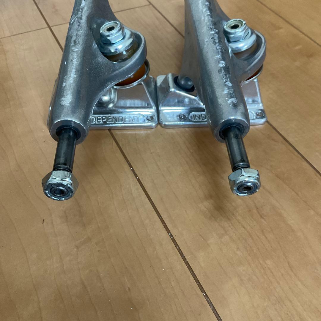 INDEPENDENT スケートボード トラック シルバー　169 hollow