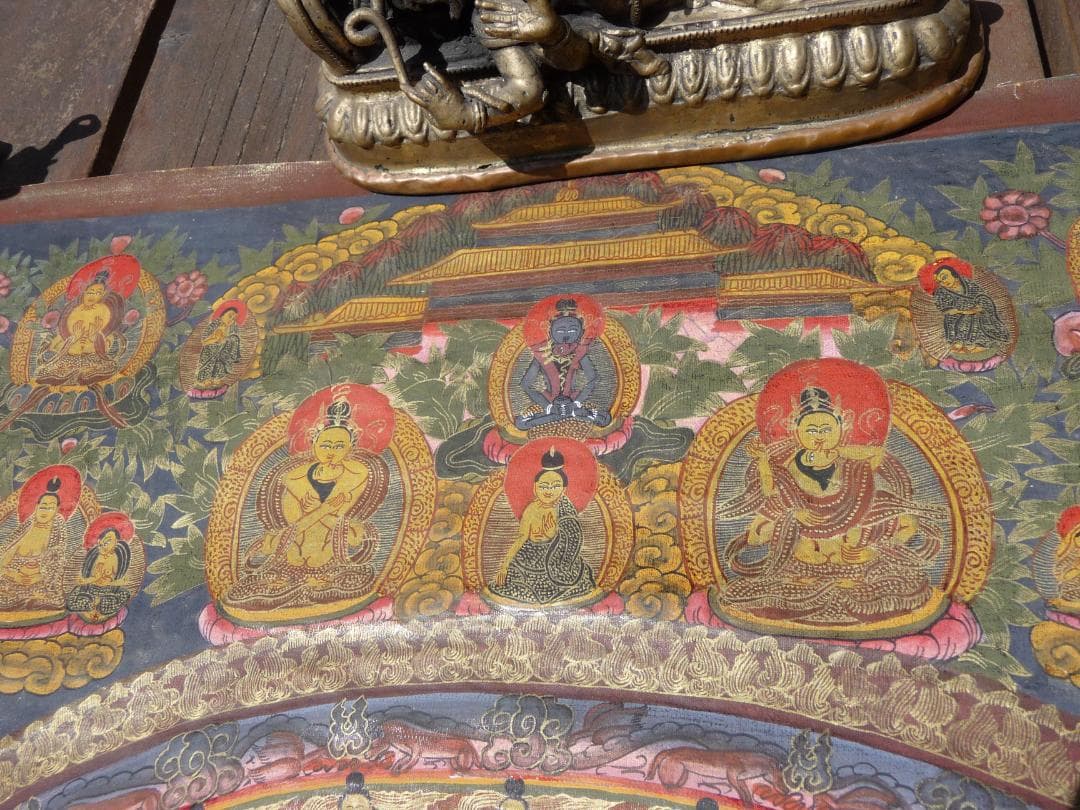 大サイズ　希少　肉筆　タンカ　チベット　黒兼彩　金彩　まくり　※説明必読願います