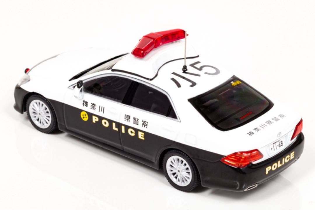 レイズrai's クラウン200系神奈川県察所 轄署地域ら車両