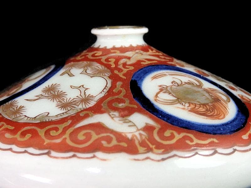 古伊万里　金襴手　鶴亀に松竹梅の図　油壷　D652-CHe