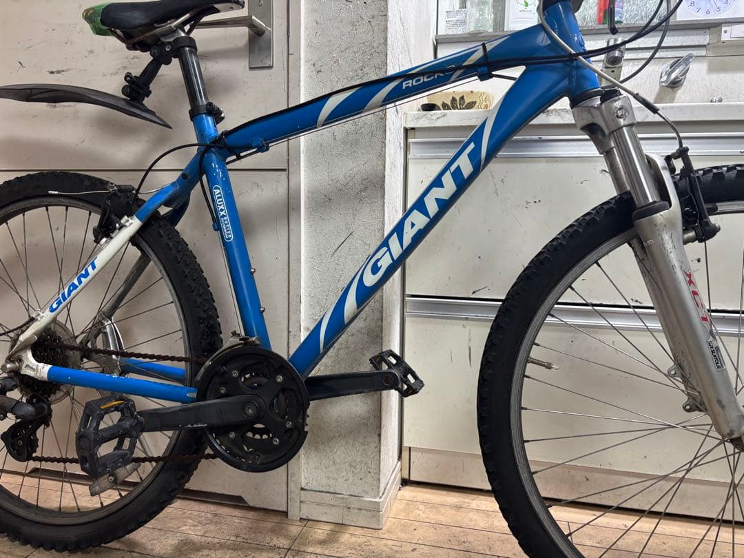 GIANT ROCK 3 ジャイアント　マウンテンバイク 青