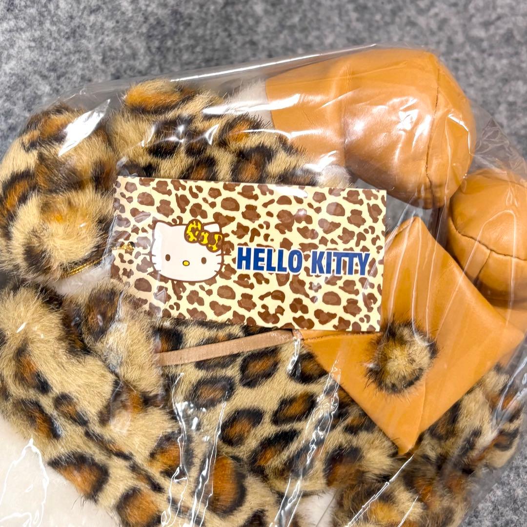 ハローキティ ドール ぬいぐるみ ヒョウ柄 毛皮コート
