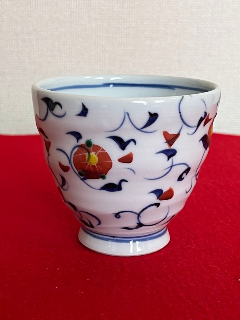 泰山 四代 武腰潤 草花繋ぎ 茶碗 碗 K362 共箱・共布・陶歴付き