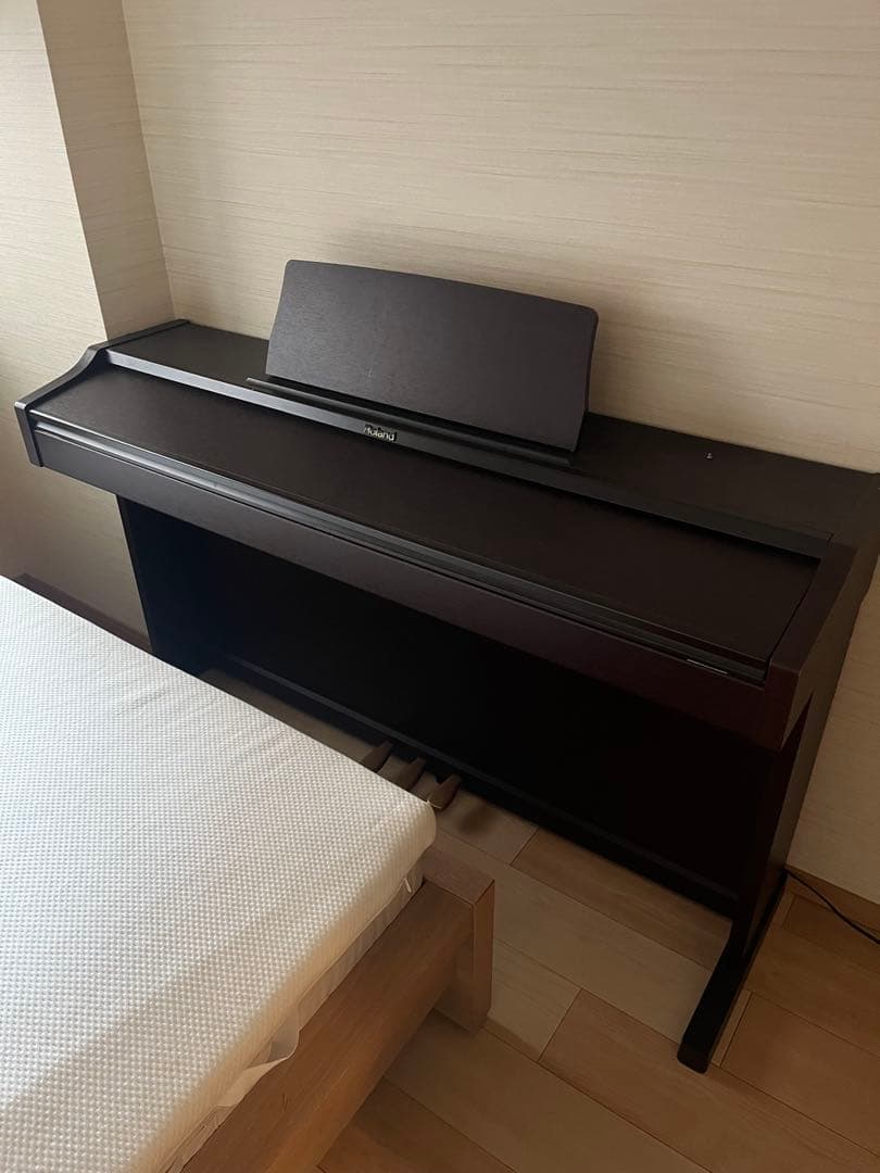 Roland 88鍵 デジタルピアノ　RP101-MH