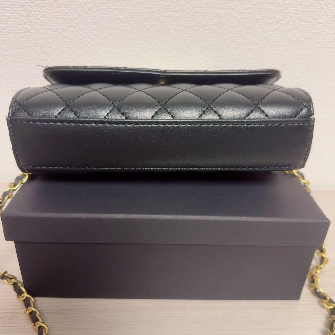 CHANEL ノベルティ ショルダーバッグ チェーン ハンドル ストーン パール