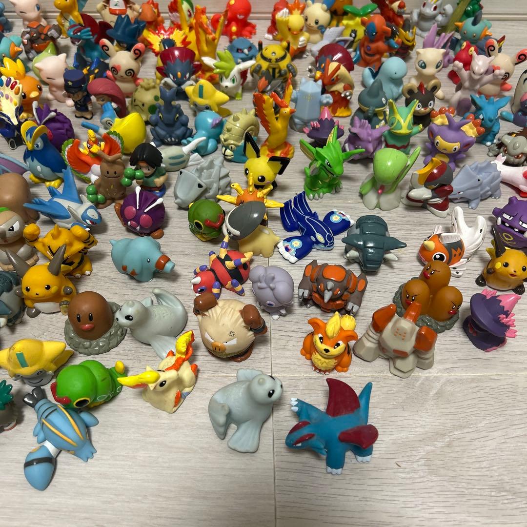 【希少品】ポケモンキッズ　ポケモン指人形豪華200個セット②