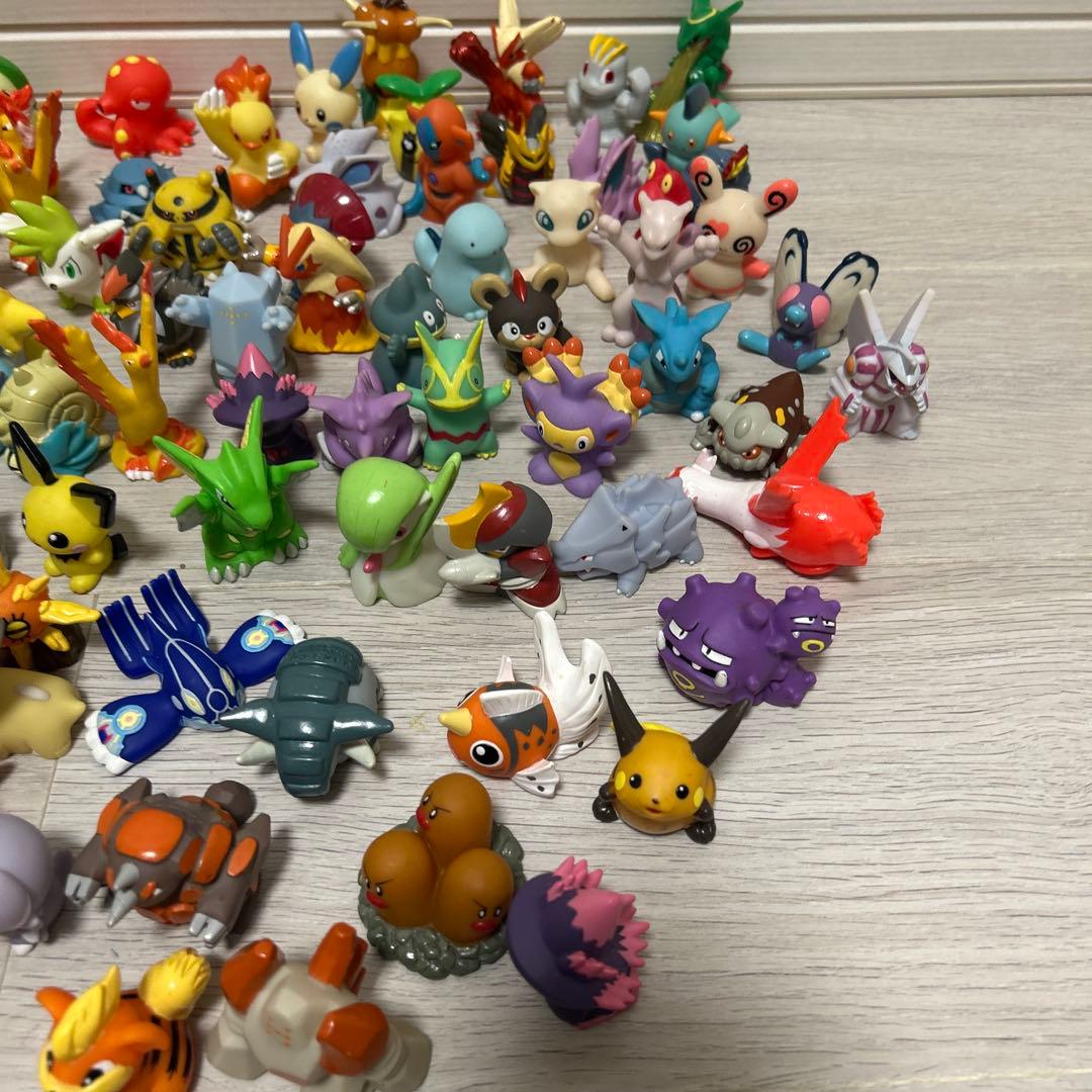 【希少品】ポケモンキッズ　ポケモン指人形豪華200個セット②