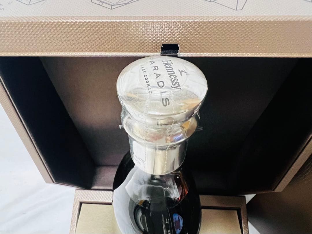 ヘネシー パラディ　コニャック　カード　化粧箱　外カバー付　未開封　正規輸入品