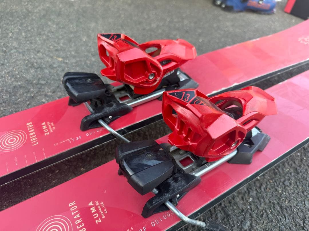 ZUMA LIBERATOR ツマ リベレーター　ツインチップ フリースキー板