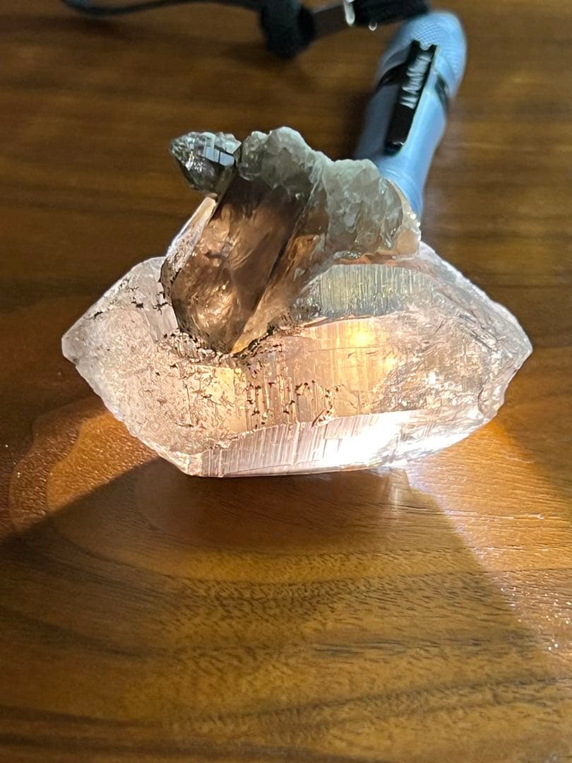 ヒマラヤ ネパール ガウリシャンカール産 スモーキークォーツ 原石　100g