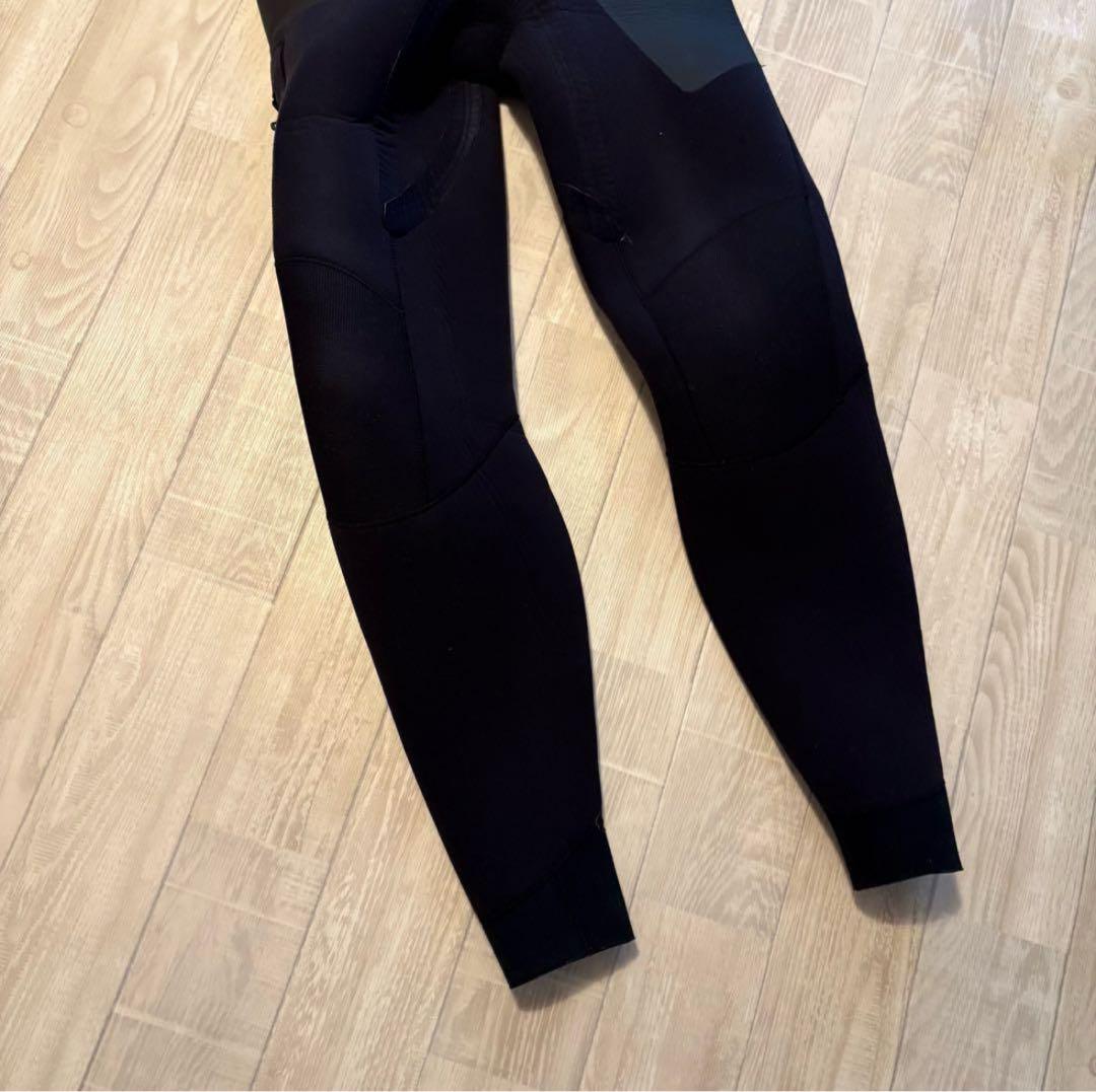 Delphi デルフィ　ウェットスーツ　セミドライ