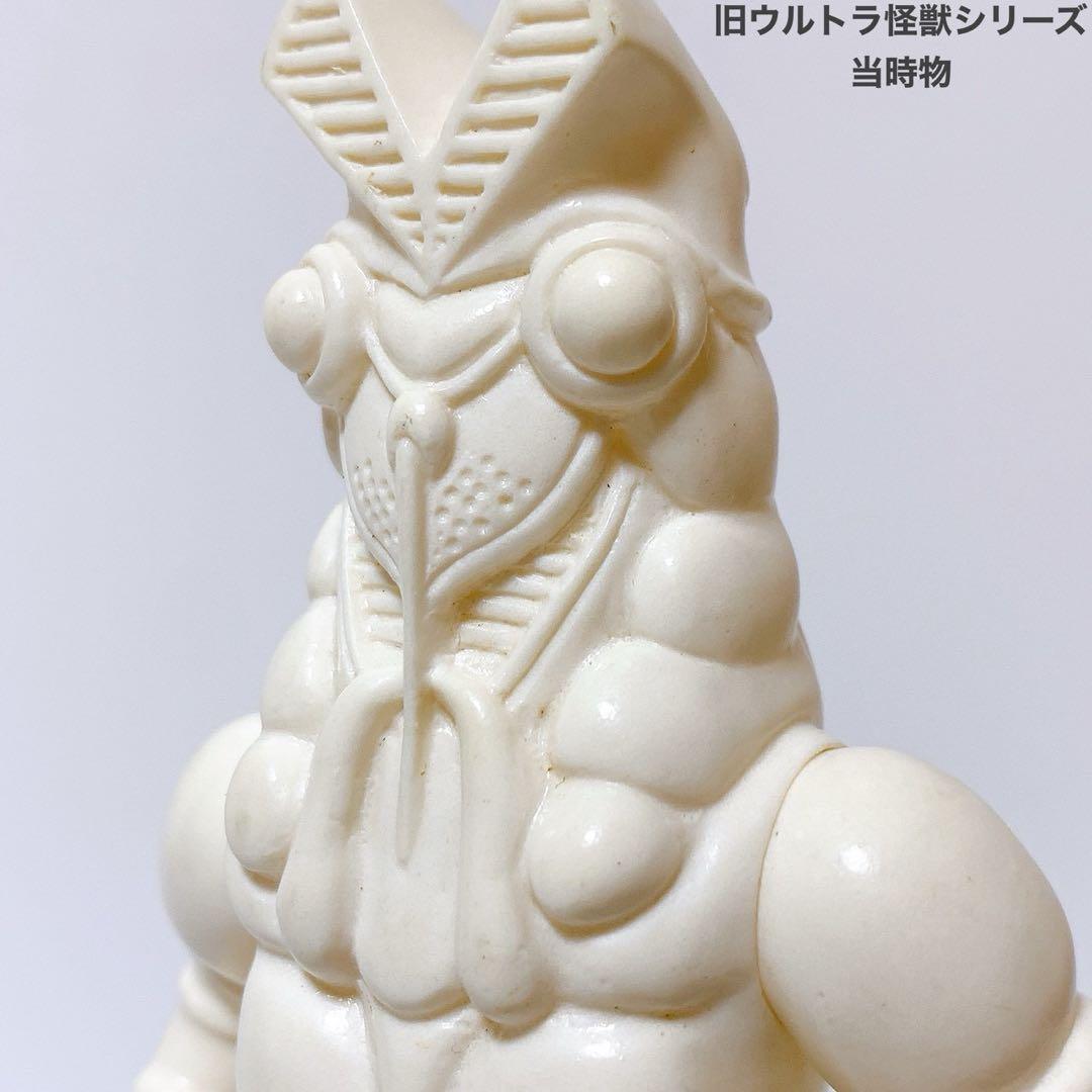 【激レア】バルタン星人（ホワイト成型）｜旧ウルトラ怪獣シリーズ／001