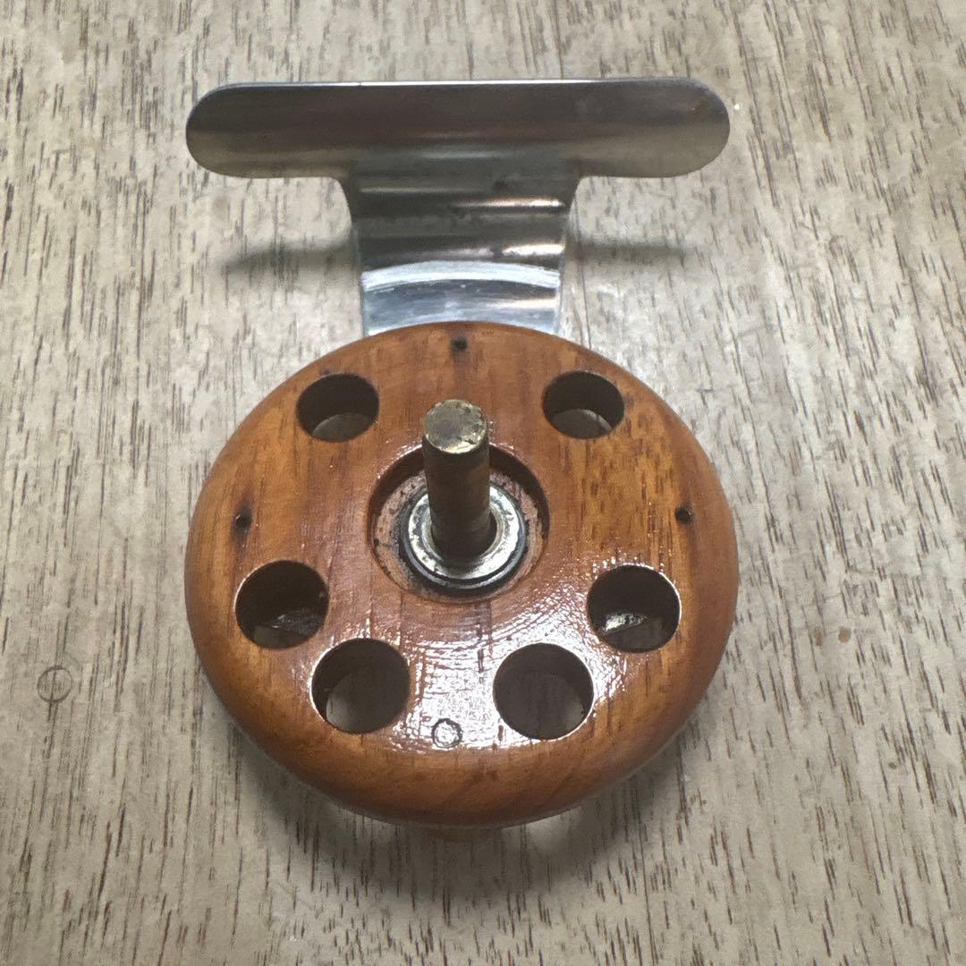 重利作　木製タイコリール黒鯛落とし込みヘチ釣り当時物[希少品]