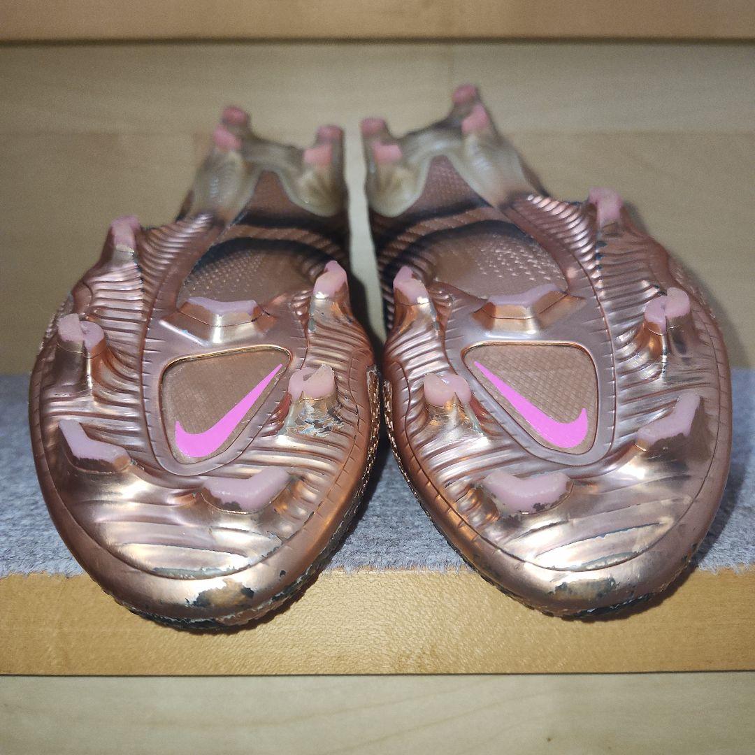 ナイキ ファントム GT2 エリート FG