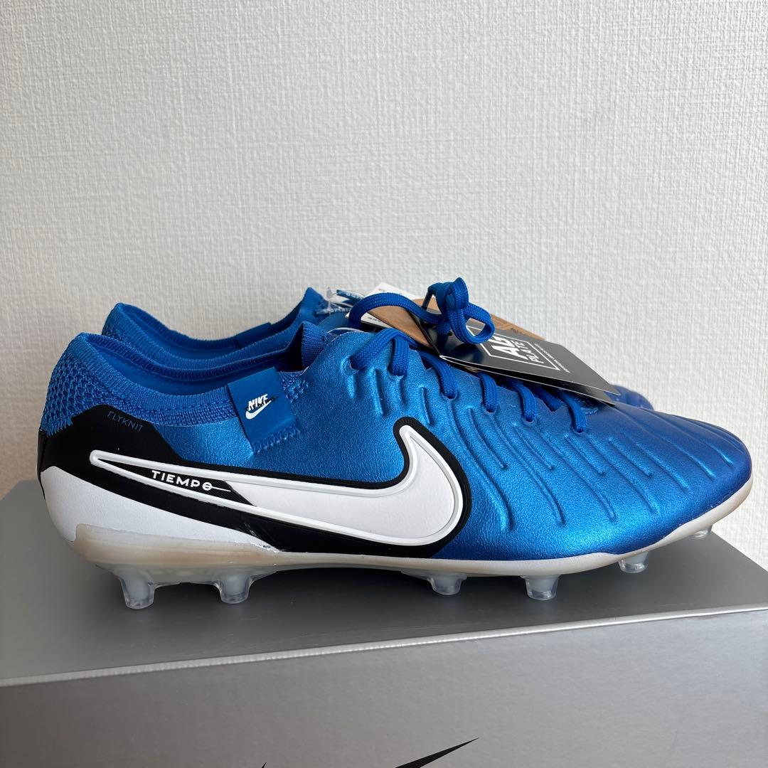 27.5 ナイキ　サッカー　スパイク　DV4330　ティエンポ レジェンド 10