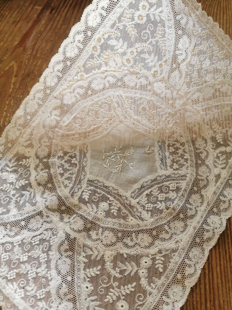 アンティークフランス ノルマンディーレース アップリケ タンバーチュールランナー