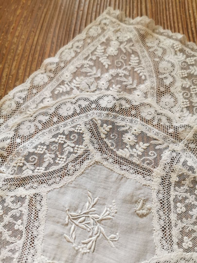 アンティークフランス ノルマンディーレース アップリケ タンバーチュールランナー