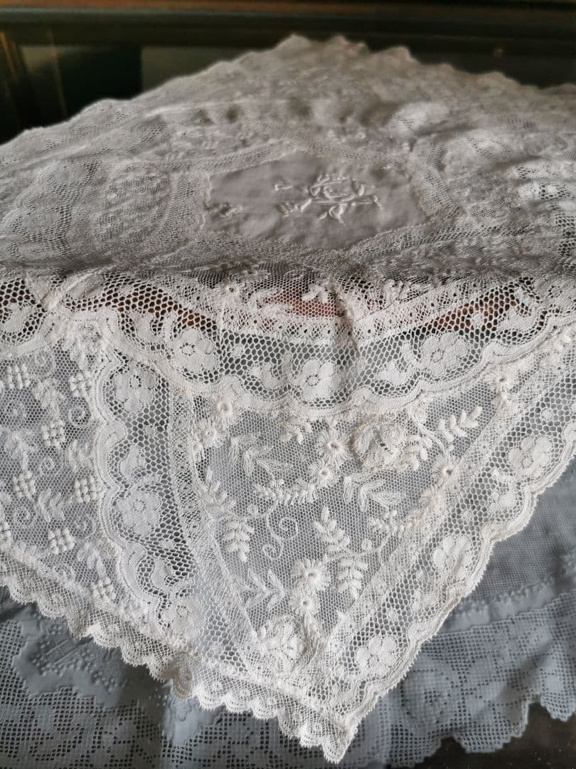 アンティークフランス ノルマンディーレース アップリケ タンバーチュールランナー